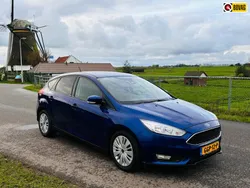 Blauw Gebruikt 2016 Ford Focus Titanium Hatchback | € 14.950 (Goede deal)