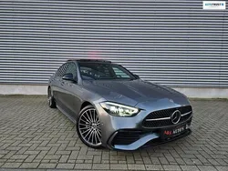 Grijs, metallic lak Gebruikt 2023 Mercedes C300 AMG line Sedan | € 54.950 (Goede deal)