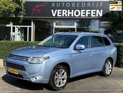 Blauw Gebruikt 2015 Mitsubishi Outlander Edition+ SUV | € 11.950 (Goede deal)