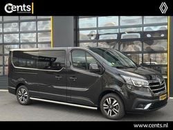 Zwart Gebruikt 2023 Renault Trafic Business Van | € 33.950