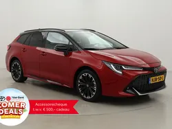 Rood Gebruikt 2023 Toyota Corolla Sport Stationwagen | € 32.999 (Iets duurder)