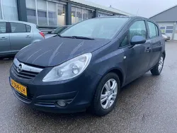 Grijs Gebruikt 2010 Opel Corsa Edition Hatchback | € 4.750 (Eerlijke prijs)