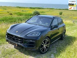Zwart Gebruikt 2024 Porsche Cayenne SUV | € 111.999 (Iets duurder)