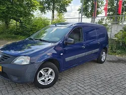 Blauw Gebruikt 2009 Dacia Logan Sedan | € 2.600 (Eerlijke prijs)