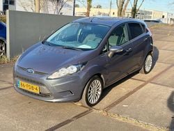 Grijs (metallic) Gebruikt 2011 Ford Fiesta Limited Hatchback | € 4.999 (Goede deal)