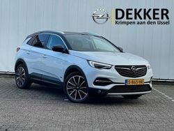 Wit (metallic) Gebruikt 2020 Opel Grandland X Ultimate SUV | € 22.950 (Eerlijke prijs)