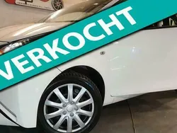 Wit Gebruikt 2016 Toyota Aygo Hatchback | € 7.499 (Super prijs)