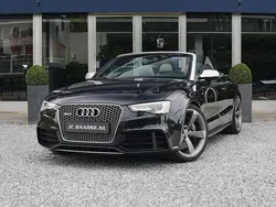 Zwart Gebruikt 2013 Audi RS5 Performance Cabriolet | € 49.950