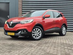 Rood Gebruikt 2015 Renault Kadjar Intens SUV | € 11.450 (Eerlijke prijs)