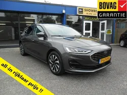 Grijs Gebruikt 2022 Ford Focus Style Hatchback | € 18.850 (Eerlijke prijs)