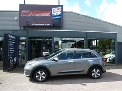 Grijs Gebruikt 2017 Kia Niro SUV | € 15.950 (Goede deal)