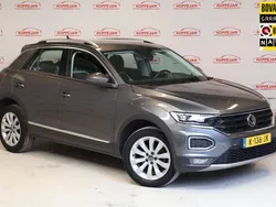 Grijs Gebruikt 2020 VW T-Roc Sport SUV | € 27.445 (Eerlijke prijs)