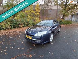 Blauw (metallic) Gebruikt 2008 Renault Laguna III Dynamique Hatchback | € 1.699 (Super prijs)