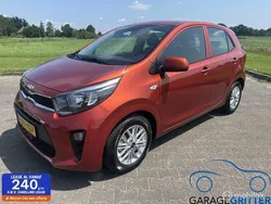 Oranje Gebruikt 2023 Kia Picanto Hatchback | € 14.850 (Eerlijke prijs)