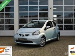 Blauw Gebruikt 2007 Toyota Aygo Hatchback | € 1.945 (Eerlijke prijs)