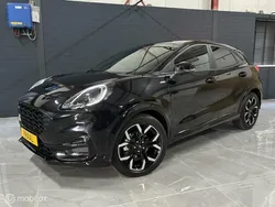 Zwart Gebruikt 2024 Ford Puma ST-Line | € 26.450 (Goede deal)