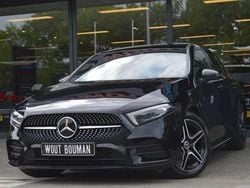 Zwart Gebruikt 2022 Mercedes A250 AMG Hatchback | € 32.900 (Eerlijke prijs)