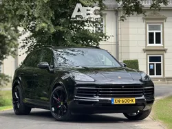Zwart Gebruikt 2018 Porsche Cayenne Sport SUV | € 62.900 (Eerlijke prijs)