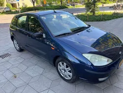 Blauw Gebruikt 2005 Ford Focus Futura Hatchback | € 700 (Super prijs)