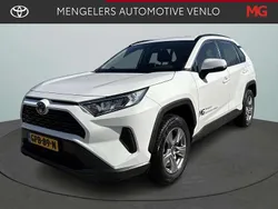 Wit Gebruikt 2024 Toyota RAV4 Hybrid Active SUV | € 39.990 (Super prijs)