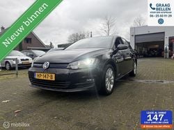 Zwart Gebruikt 2015 VW Golf VII Edition Hatchback | € 8.950 (Eerlijke prijs)