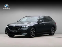 Groen Nieuw 2025 BMW 530e Comfort Edition Stationwagen | € 91.267 (Eerlijke prijs)
