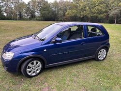 Blauw Gebruikt 2006 Opel Corsa Hatchback | € 2.250 (Eerlijke prijs)