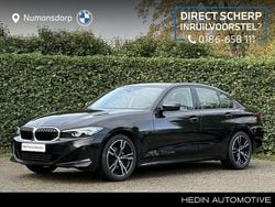 Zwart Gebruikt 2024 BMW 318 Shadowline Sedan | € 36.895 (Super prijs)