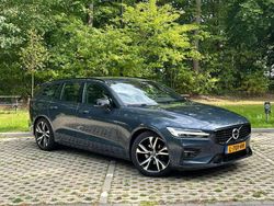 Blauw Gebruikt 2020 Volvo V60 R-Design Stationwagen | € 22.950 (Duur)