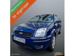 Blauw Gebruikt 2003 Ford Fusion MPV | € 1.499 (Eerlijke prijs)