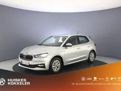 Zilver Gebruikt 2023 Skoda Fabia Ambition Hatchback | € 23.400 (Iets duurder)