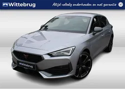 Zilver, metallic lak Gebruikt 2021 Cupra Leon VZ Hatchback | € 26.450 (Eerlijke prijs)