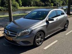 Grijs Gebruikt 2013 Mercedes A200 Ambition Hatchback | € 10.995 (Goede deal)