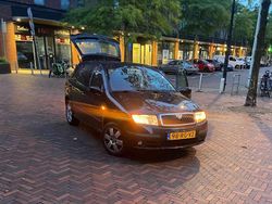 Zwart Gebruikt 2005 Skoda Fabia Elegance Hatchback | € 1.600 (Iets duurder)