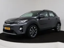 Grijs metallic Gebruikt 2020 Kia Stonic 2 SUV | € 19.795 (Eerlijke prijs)
