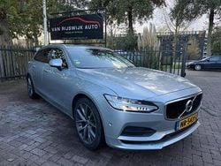 Grijs Gebruikt 2017 Volvo V90 Momentum Stationwagen | € 17.990 (Goede deal)