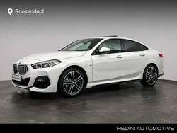 Wit Nieuw 2024 BMW 220 Executive Coupé | € 59.880