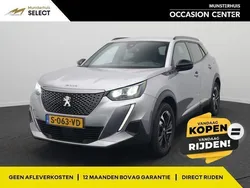 Grijs Gebruikt 2022 Peugeot e-2008 Allure SUV | € 20.500 (Eerlijke prijs)