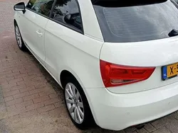 Wit Gebruikt 2012 Audi A1 Attraction Hatchback | € 6.500 (Goede deal)