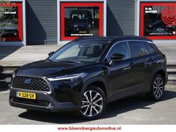 Zwart Gebruikt 2023 Toyota Corolla Cross Style SUV | € 36.900 (Eerlijke prijs)