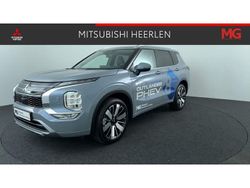 Moonstone grey m Gebruikt 2025 Mitsubishi Outlander P-HEV Instyle SUV | € 58.945