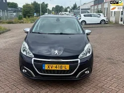 Blauw Gebruikt 2019 Peugeot 208 Signature Sky Hatchback | € 7.799 (Super prijs)