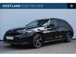 Zwart Gebruikt 2025 BMW 330e Comfort Edition Stationwagen | € 62.950 (Iets duurder)
