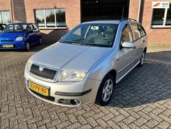 Grijs Gebruikt 2005 Skoda Fabia Elegance Stationwagen | € 1.250 (Eerlijke prijs)