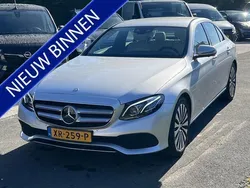 Grijs Gebruikt 2016 Mercedes E220 Sedan | € 22.950