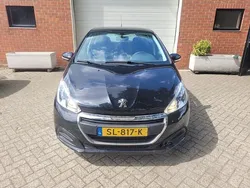 Zwart Gebruikt 2018 Peugeot 208 Active Hatchback | € 5.750 (Super prijs)