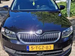 Gebruikt 2014 Skoda Octavia Elegance Stationwagen | € 9.800 (Eerlijke prijs)