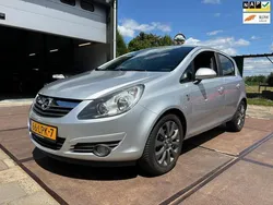 Grijs Gebruikt 2010 Opel Corsa Edition Hatchback | € 2.850 (Eerlijke prijs)