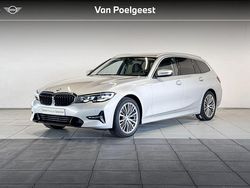 Glaciersilber metallic (a83) (licht grijs metallic) Gebruikt 2021 BMW 320 Executive Stationwagen | € 29.900 (Eerlijke prijs)