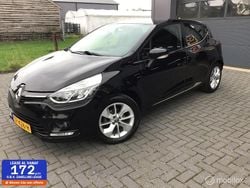 Zwart Gebruikt 2018 Renault Clio IV LIMITED Hatchback | € 10.450 (Eerlijke prijs)